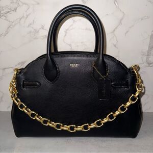 Coach signature C Gold link chain